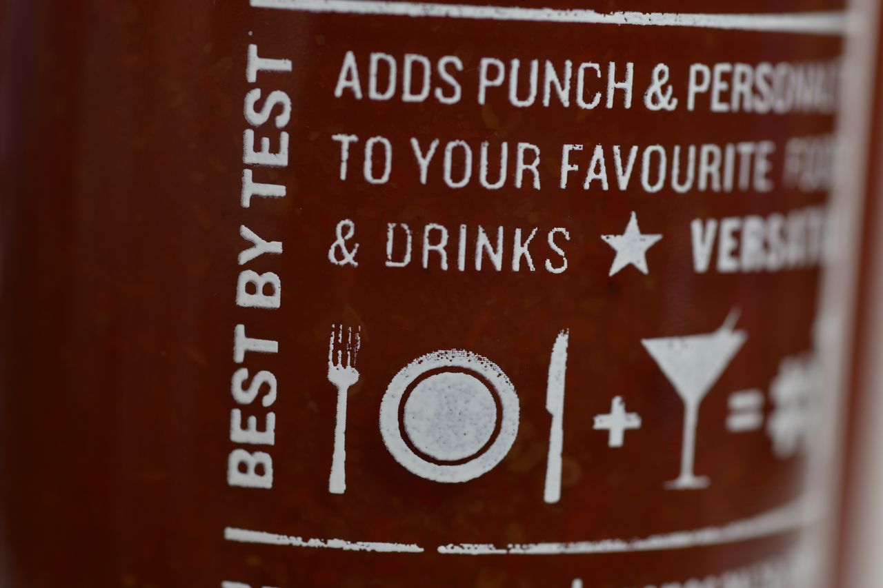 Close-up of the #1 HOT back label: adds punch and personality to your favourite foods and drinks